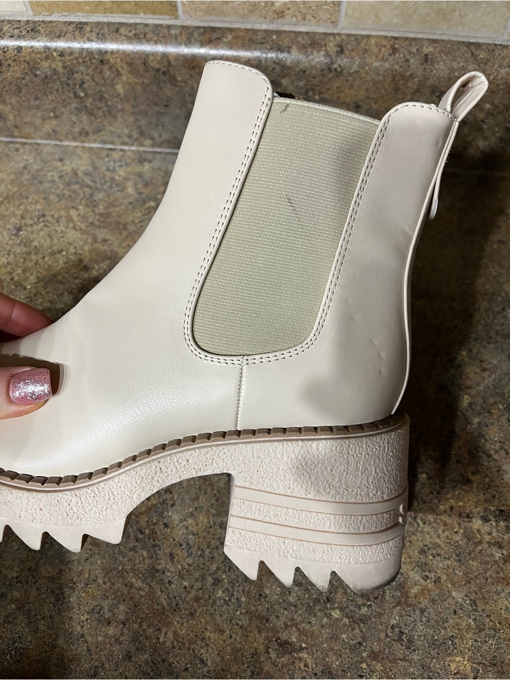 Sam & Libby Off White Chunky Lug Sole Chelsea Boots Zip Ankle Sz 7 Y2K - Picture 15 of 15